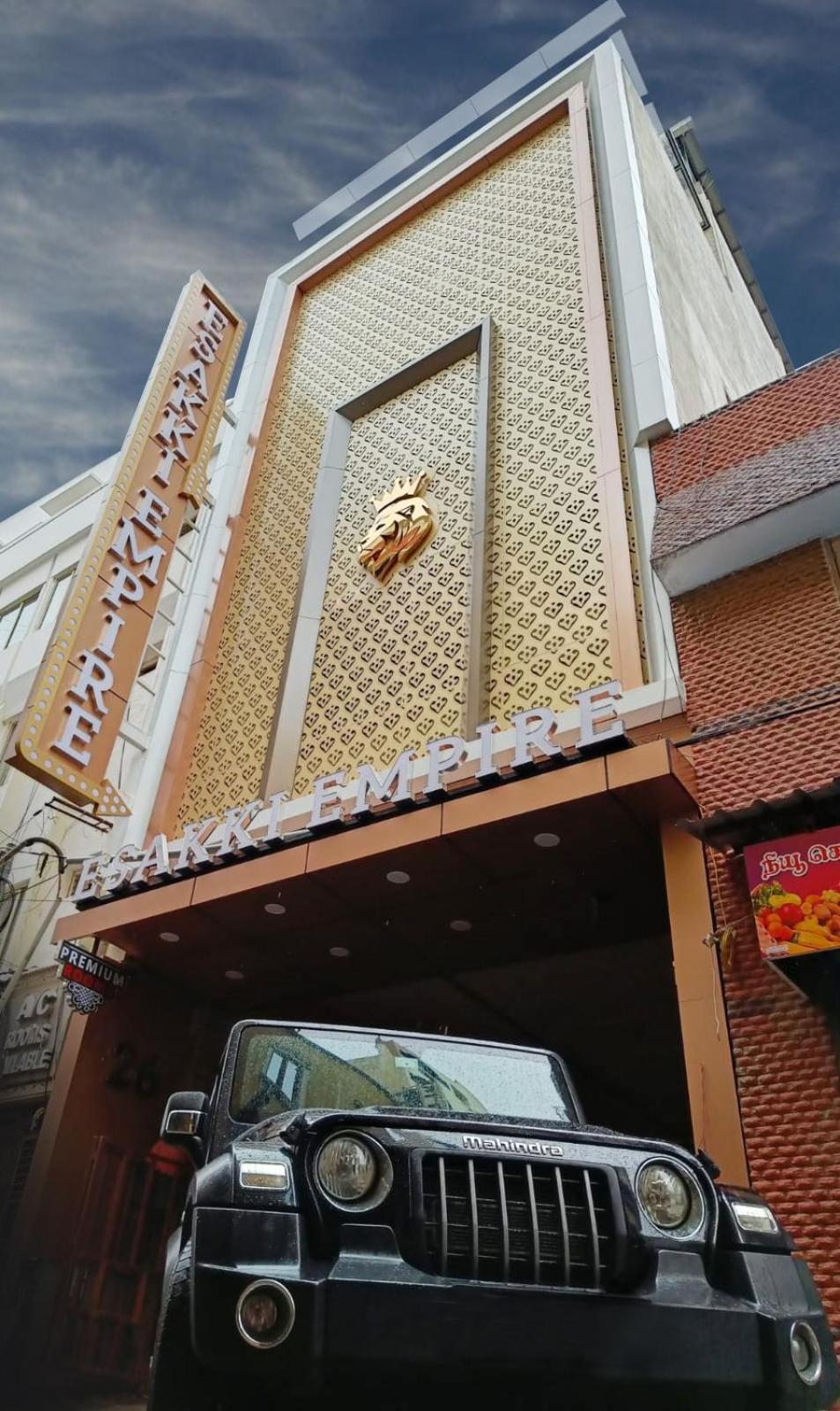 Esakki Empire Hotell Chennai Eksteriør bilde