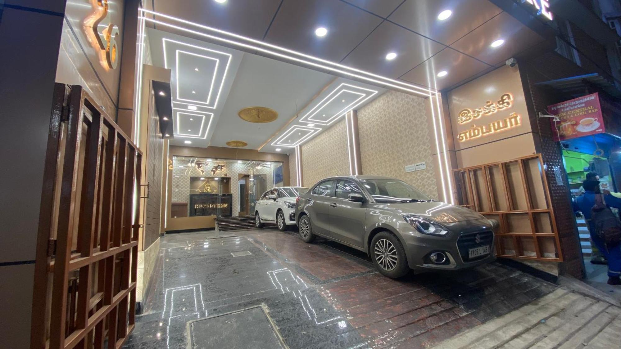 Esakki Empire Hotell Chennai Eksteriør bilde