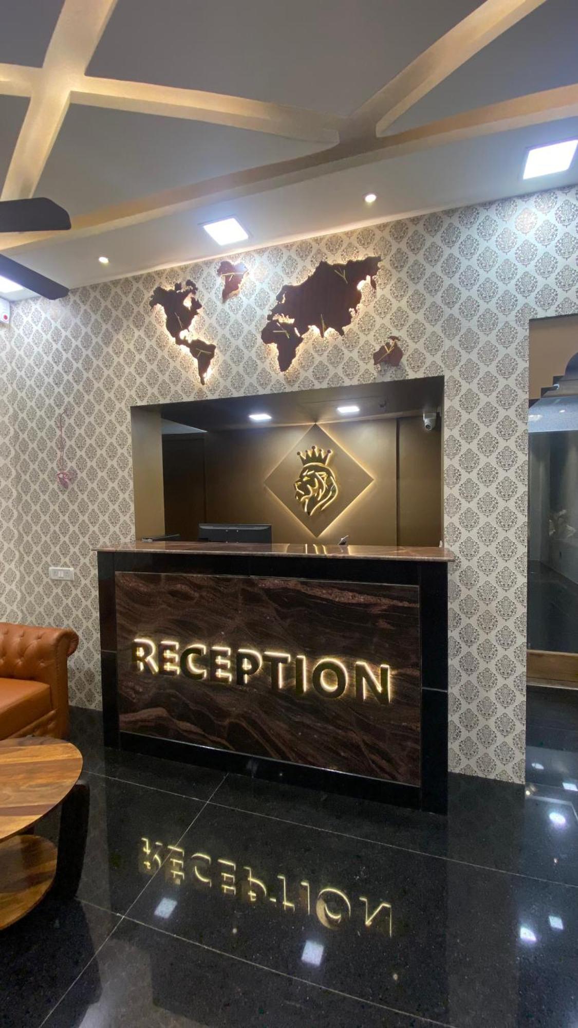 Esakki Empire Hotell Chennai Eksteriør bilde