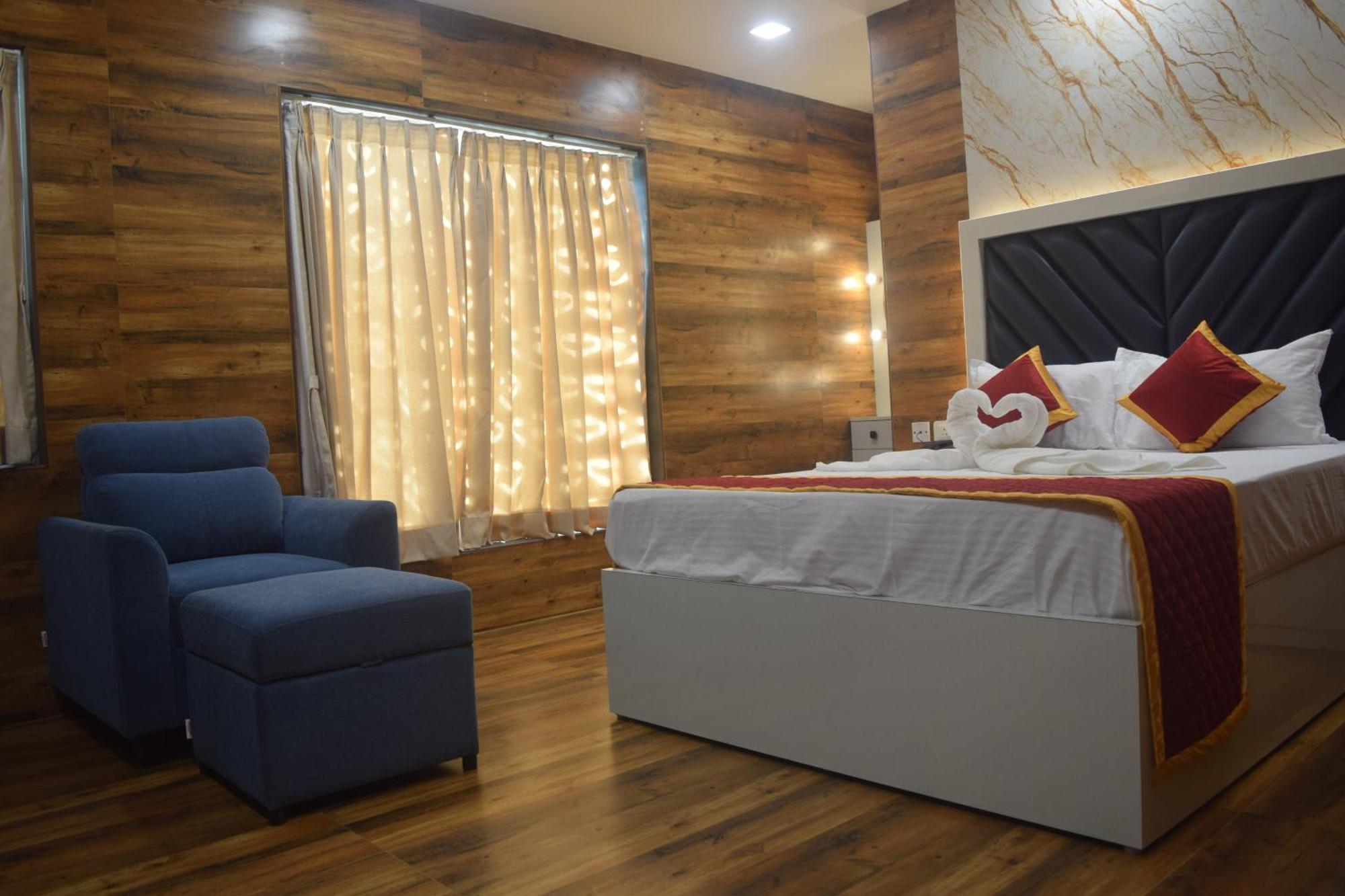 Esakki Empire Hotell Chennai Eksteriør bilde