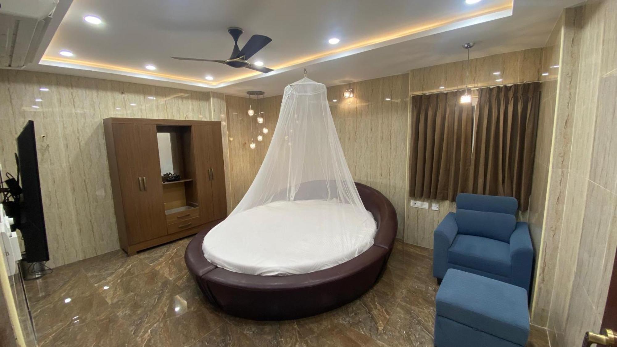 Esakki Empire Hotell Chennai Eksteriør bilde